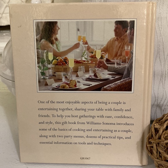 Williams Sonoma Cooking and Entertaining Guide - Picture 4 of 4
